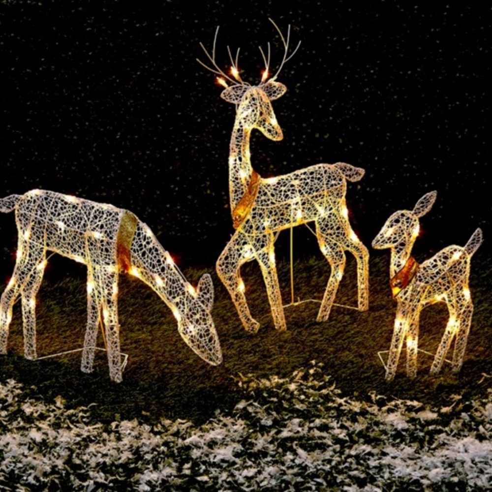 NIB 3 Yard Reindeer LED Stands Display